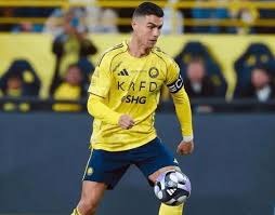 亚利桑那响尾蛇队卡洛尔凭借出色跑打能力夺得 2023 年国联年度最佳新人